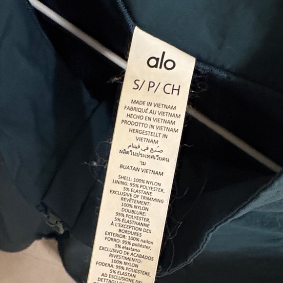 ALO Yoga Takeaway Jacket pullover - Picture 7 of 8